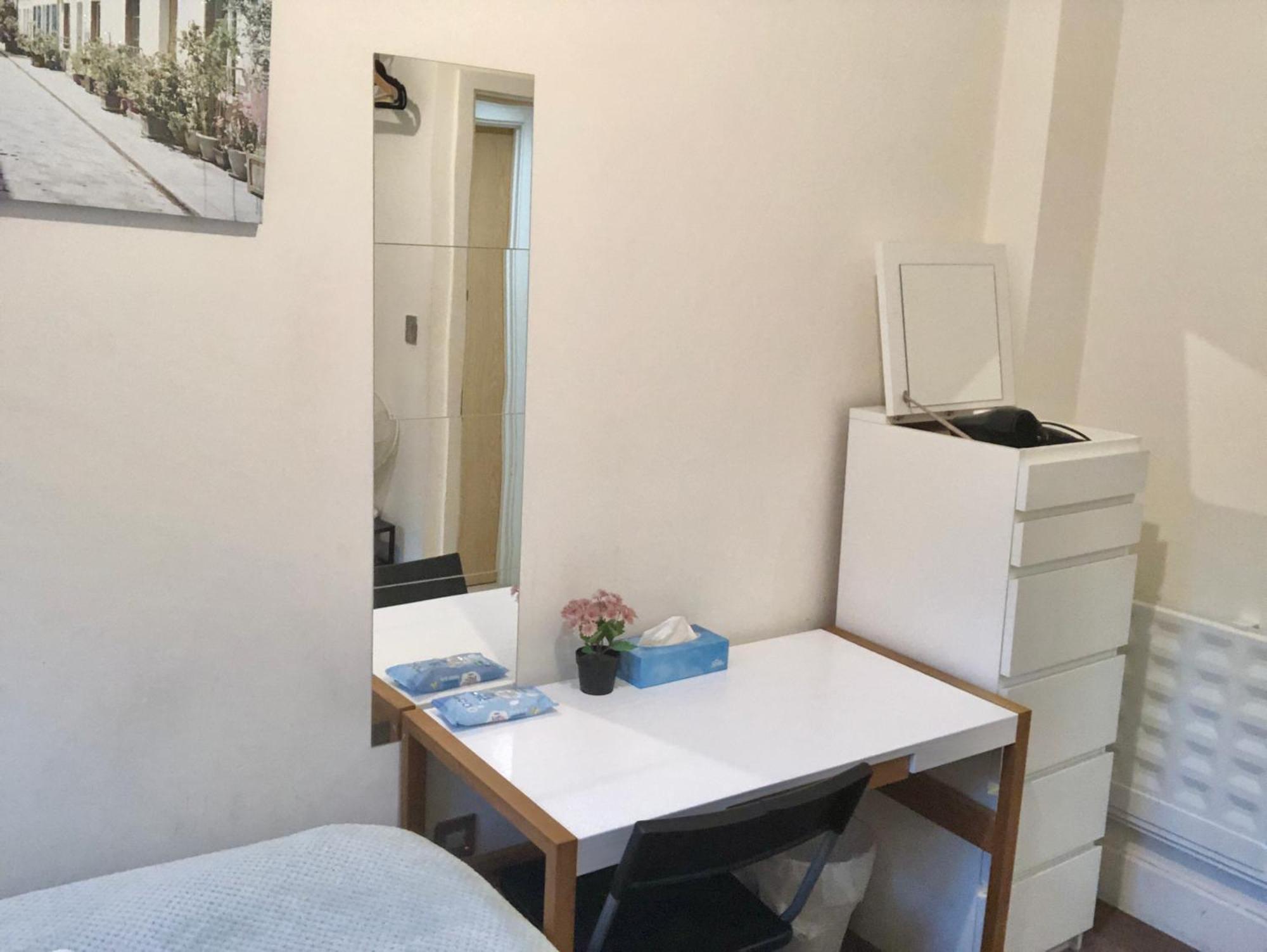 Metropolitan Coziness Private Bedrooms In Euston Station 161 Λονδίνο Εξωτερικό φωτογραφία