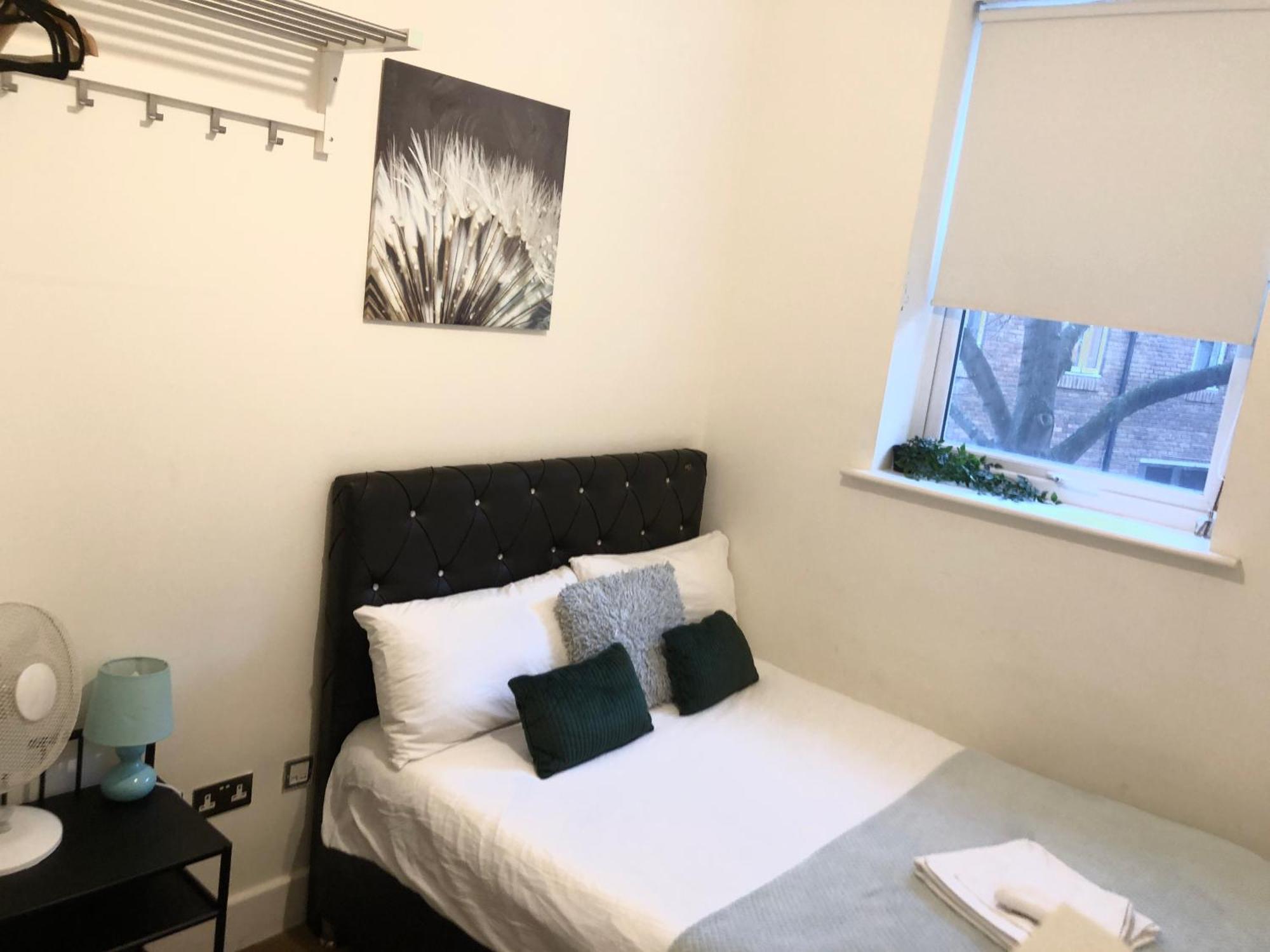 Metropolitan Coziness Private Bedrooms In Euston Station 161 Λονδίνο Εξωτερικό φωτογραφία