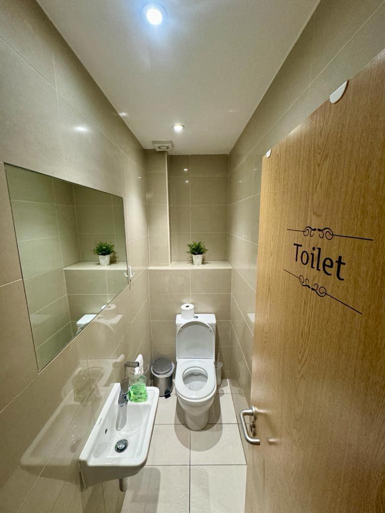 Metropolitan Coziness Private Bedrooms In Euston Station 161 Λονδίνο Εξωτερικό φωτογραφία