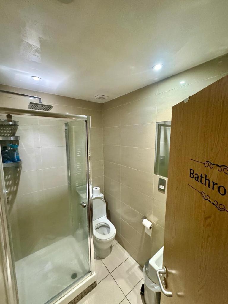 Metropolitan Coziness Private Bedrooms In Euston Station 161 Λονδίνο Εξωτερικό φωτογραφία