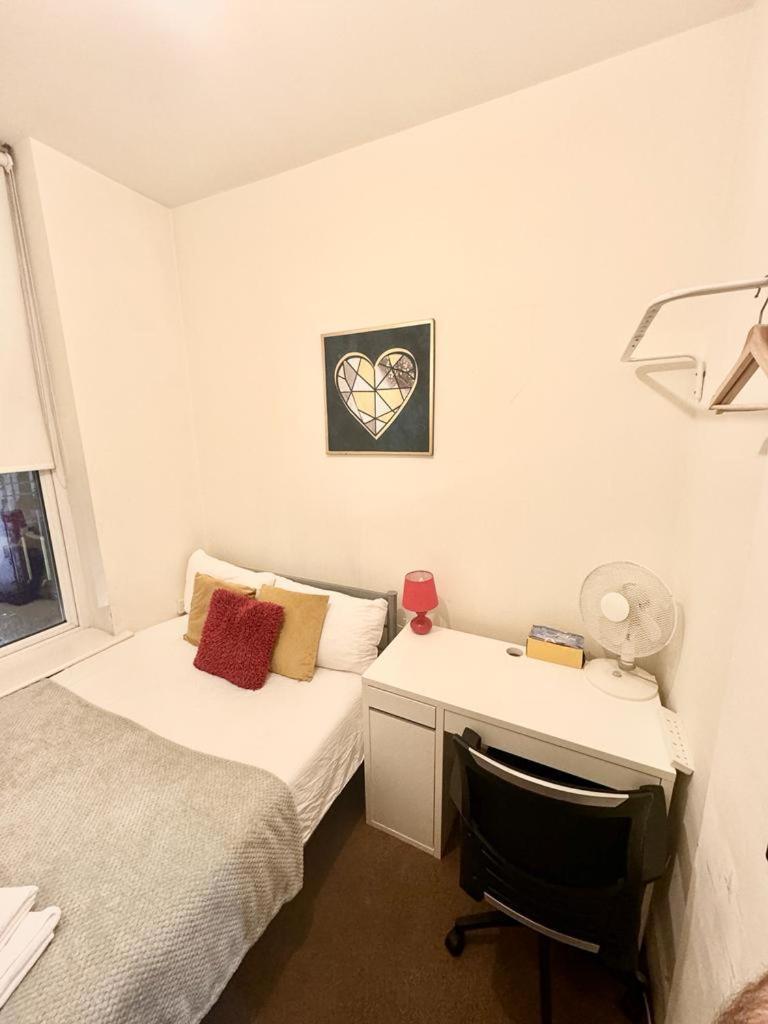 Metropolitan Coziness Private Bedrooms In Euston Station 161 Λονδίνο Εξωτερικό φωτογραφία